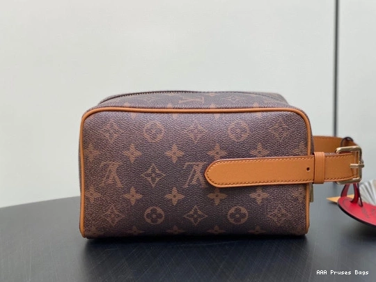 AAA Replica Ru DOPP bag-23*13*12CM VUITTON KIT LOCKER LOUIS 0707